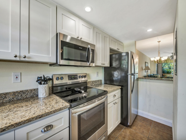 Holmes Beach Gulf Front 2 Bedroom Beach Vacation Condo